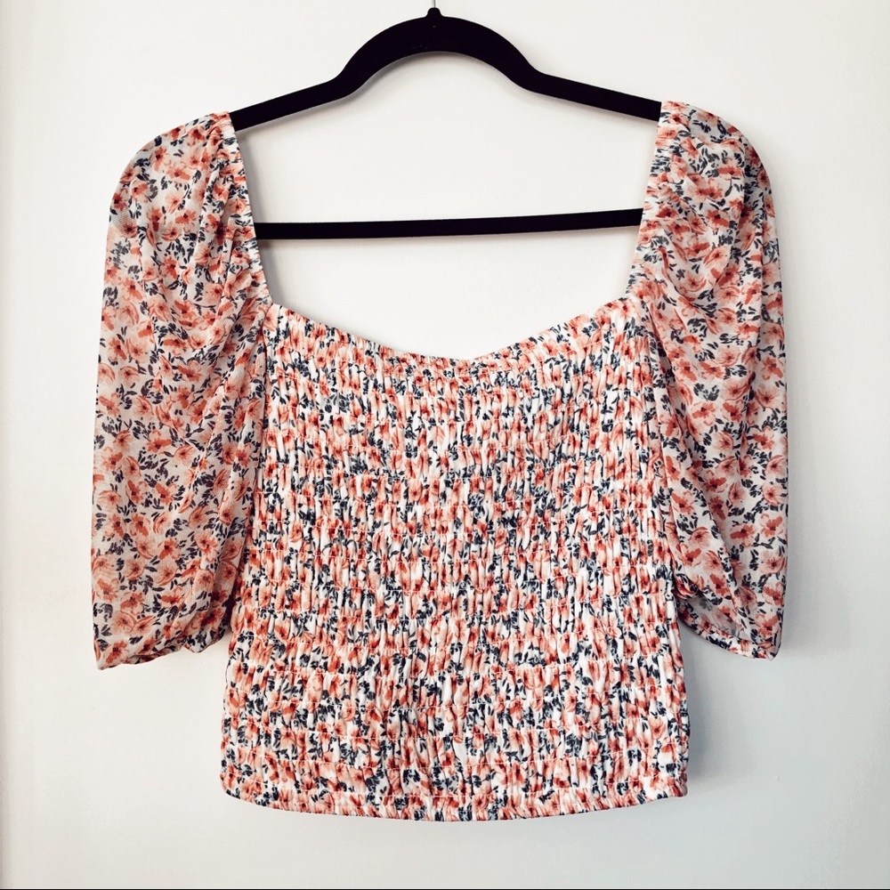 NWT Dynamite Floral Cropped Smocked Blouse